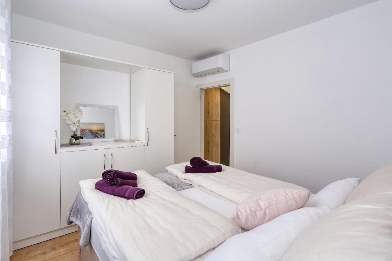 Luxury Apartment Isabell Затон Экстерьер фото
