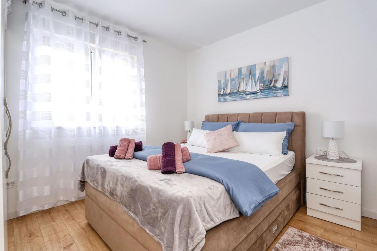 Luxury Apartment Isabell Затон Экстерьер фото